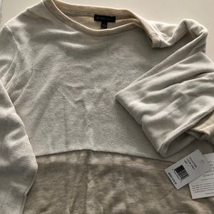 Beyond Yoga pullover